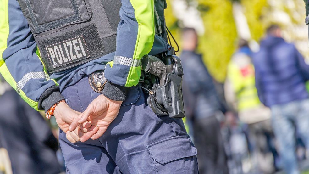 Zivile Einsatzkräfte der Polizei beobachteten die Tat in der Bremer Bahnhofsvorstadt und stellten das Trio nach einer kurzen Flucht. Foto: IMAGO/Andreas Gora