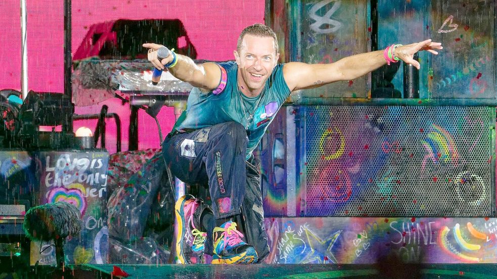 Coldplay achtet mit Erfolg darauf, dass Konzerte der Band klimafreundlicher sind. (Archivbild) Foto: Henning Kaiser