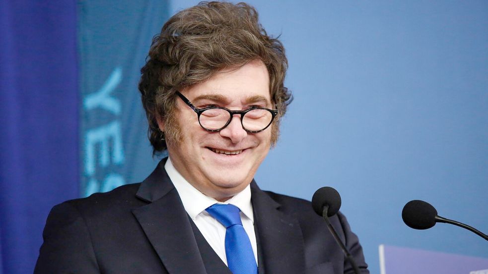 Argentiniens Präsident verzichtet auf einen Finalbesuch - aus Aberglauben. (Archivbild) Foto: Kena Betancur/AP/dpa