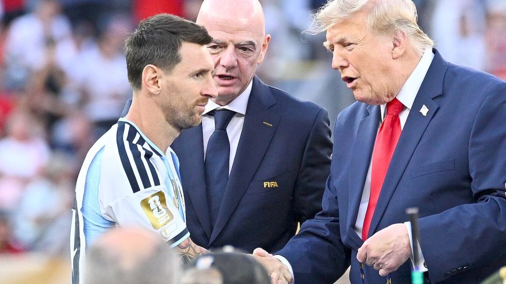 Werden Silber und Trumps Handschlag Messis letzte Momente im Nationaltrikot bleiben? Foto: Tom Weller/dpa