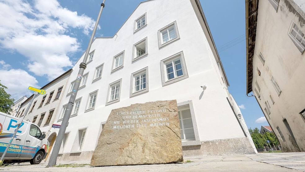 Hitlers Geburtshaus ist nun eine Polizeistation Foto: Peter Kneffel