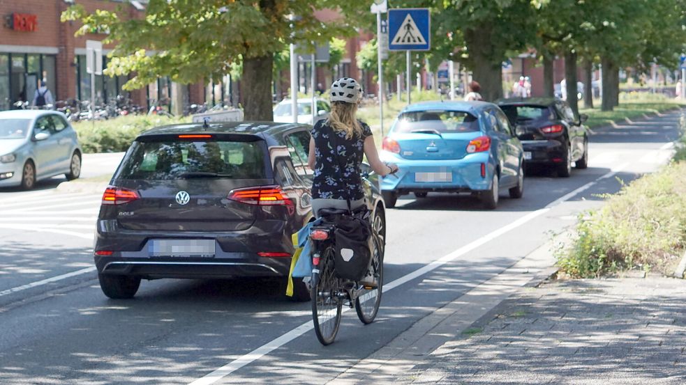 Ein Dauerbrenner: Der Radweg am Fischteichweg ist zu schmal. Foto: Jurij Babanin