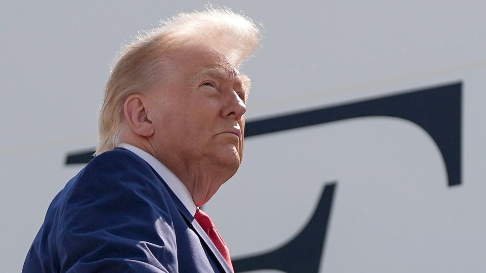 US-Präsident Trump droht dem Iran mit Konsequenzen für die Angriffe der Huthi-Miliz. (Archivbild) Foto: Julia Demaree Nikhinson