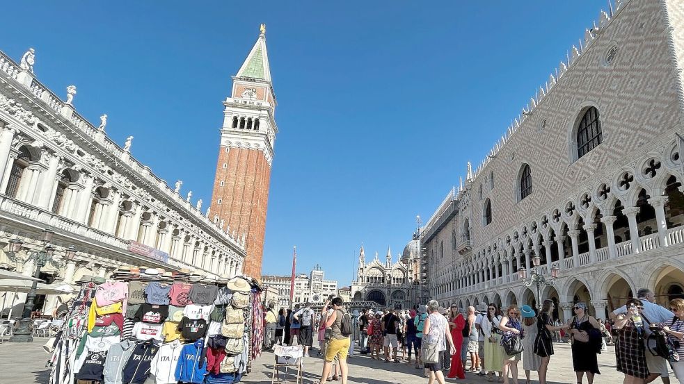 In diesem Jahr nahm Venedig mit dem Eintritt mehr als fünf Millionen Euro ein. (Archivbild) Foto: Christoph Sator/dpa