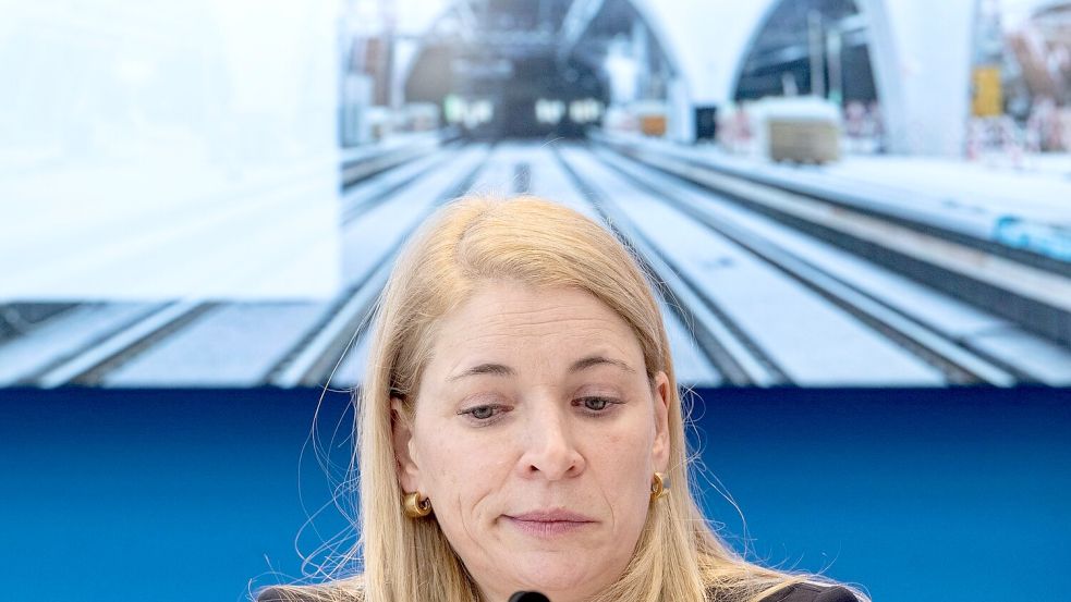 Bis Mitte der 2030er Jahre will Konzernchefin Evelyn Palla eine Bahn aufstellen, die stolz macht. (Archivbild) Foto: Marijan Murat
