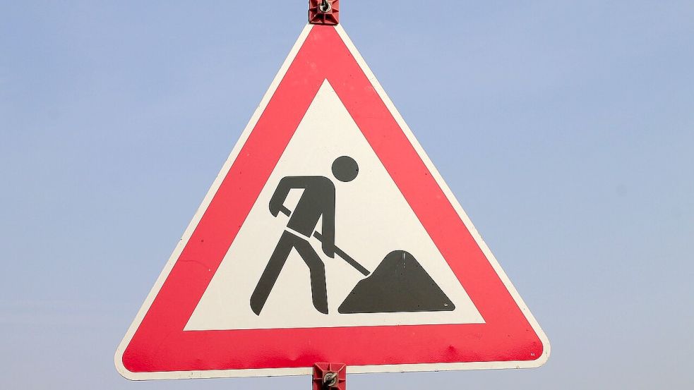 Zwischen Wittmund und Jever laufen auf der B 210 Sanierungsarbeiten. Symbolfoto: Pixabay