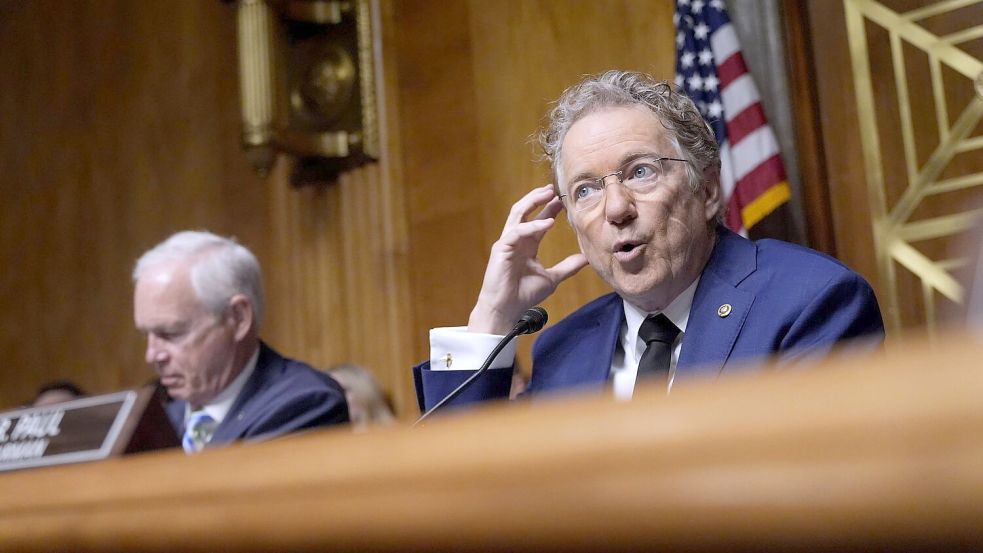 US-Senator Paul hat es auf Fauci abgesehen. (Archivbild) Foto: Manuel Balce Ceneta/AP/dpa