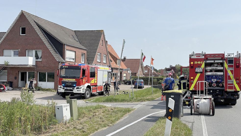 In einem Wohn- und Geschäftshaus in Moordorf ist am Donnerstag ein Brand ausgebrochen. Foto: Karin Böhmer