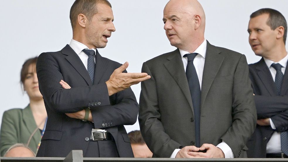 Die Beziehung zwischen den UEFA- und FIFA-Chefs ist belastet. Foto: dpa/Robert Michael