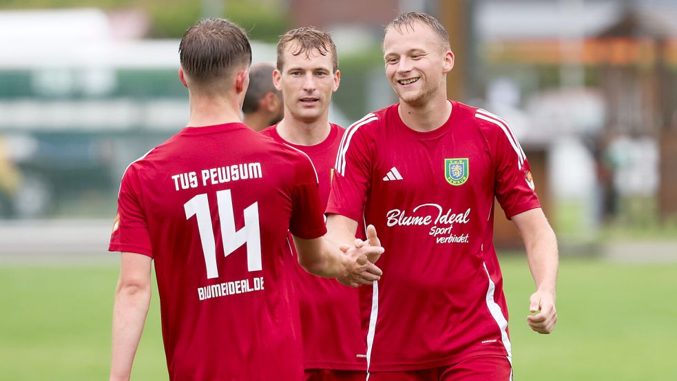 Die Pewsumer wollen die Euphorie mit ins erste Saisonspiel nehmen. Foto: Jens Doden/ Emden