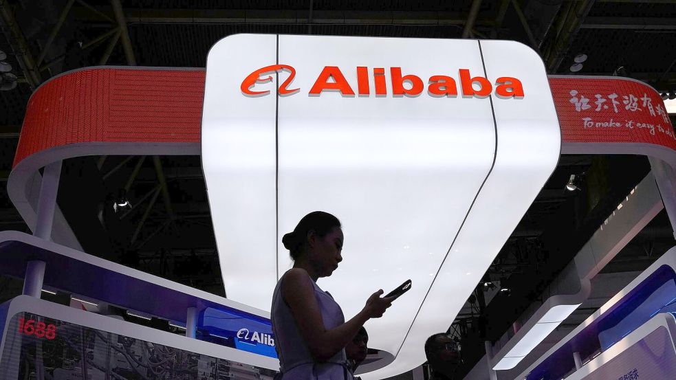 Im Rennen um die stärksten KI-Modelle legt Alibaba mit „Qwen3.8-Max“ nach. (Archivbild) Foto: Mahesh Kumar A./AP/dpa