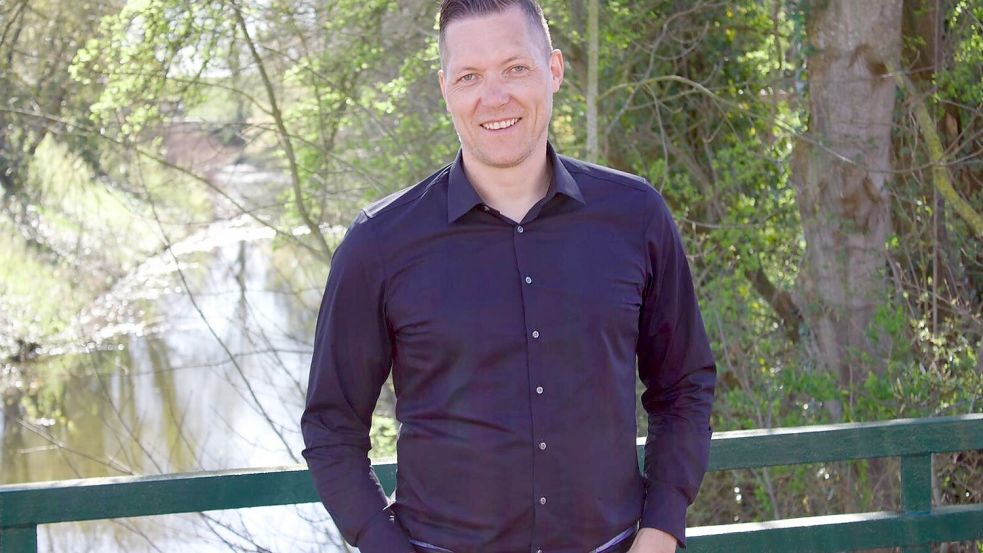 Carsten Voß (41) tritt bei der Bürgermeisterwahl in Jemgum als parteiloser Kandidat an. Foto: Carsten Voß