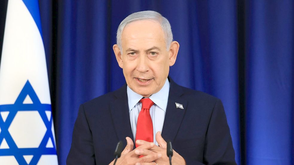Der israelische Regierungschef hat sich erstmals öffentlich zu dem Plan des Friedensrats für den Gazastreifen geäußert, der die Entwaffnung der Hamas vorsieht. (Archivbild) Foto: Ronen Zvulun/Pool Reuters/dpa