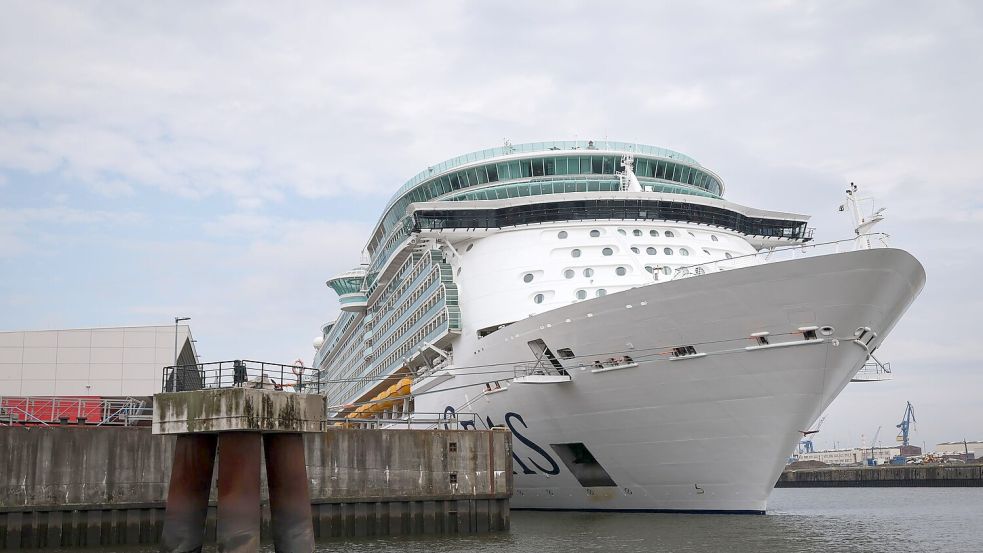 Die norwegischen Reedereien Havila und Hurtigruten führen zwar das Umweltranking des Naturschutzbundes Deutschland (Nabu) an, deren Schiffe sind aber trotzdem weit davon entfernt, umweltfreundlich zu sein. Foto: Christian Charisius