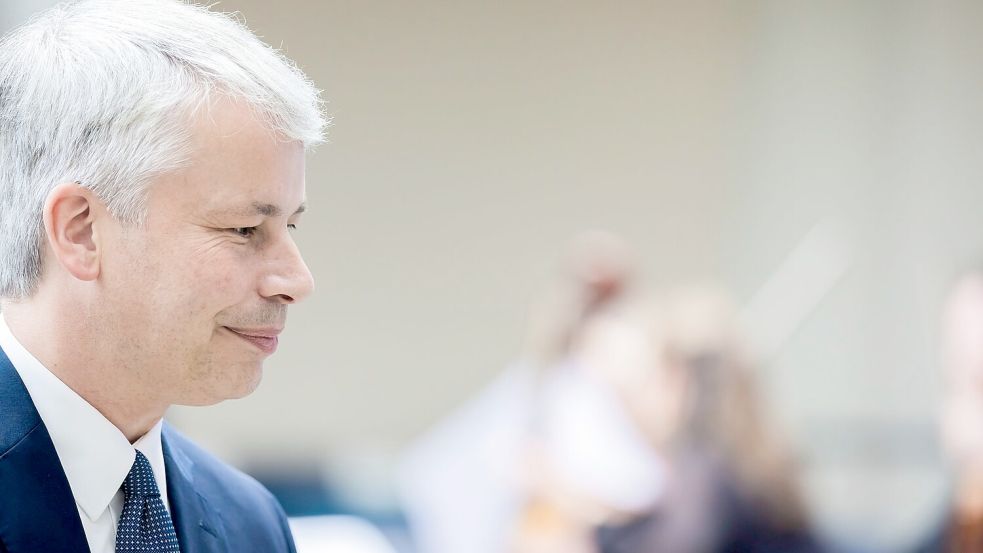 Nach den Worten von Verkehrsminister Bilger haben Bahnkunden und Steuerzahler einen Anspruch darauf, dass wirklich der Erfolg gemessen wird. (Archivbild) Foto: Christoph Soeder/dpa