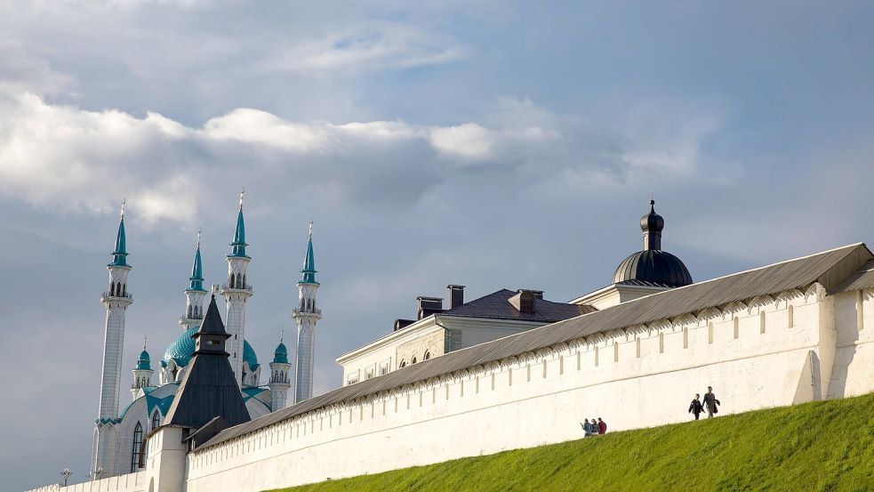 Die russische Teilrepublik Tatarstan meldet nach einem ukrainischen Drohnenangriff viele Tote und Verletzte. (Archivbild) Foto: Christian Charisius