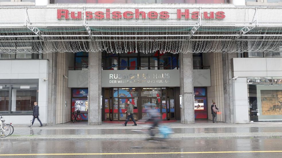Das Russische Haus in Berlin ist immer wieder Anlass für Debatten. (Archivbild) Foto: Jörg Carstensen