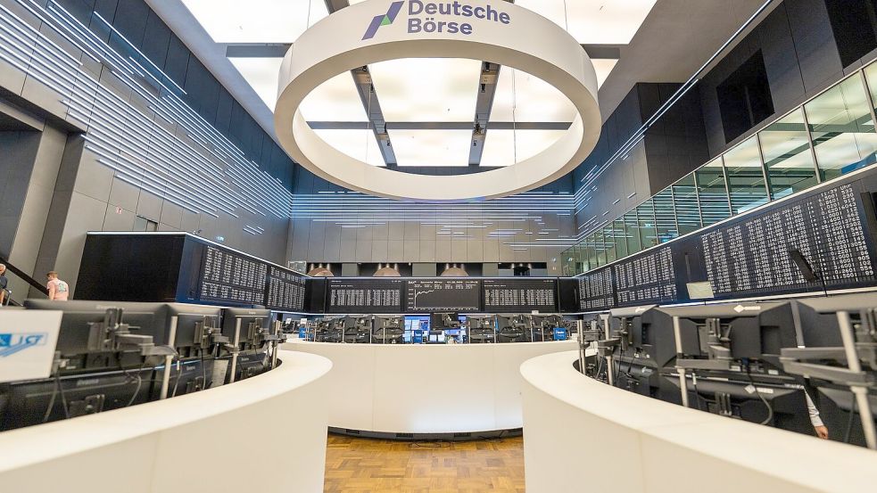 Handelsraum der Deutschen Börse in Frankfurt: Der Dax erreicht ein Rekordhoch (Archivbild) Foto: Andreas Arnold