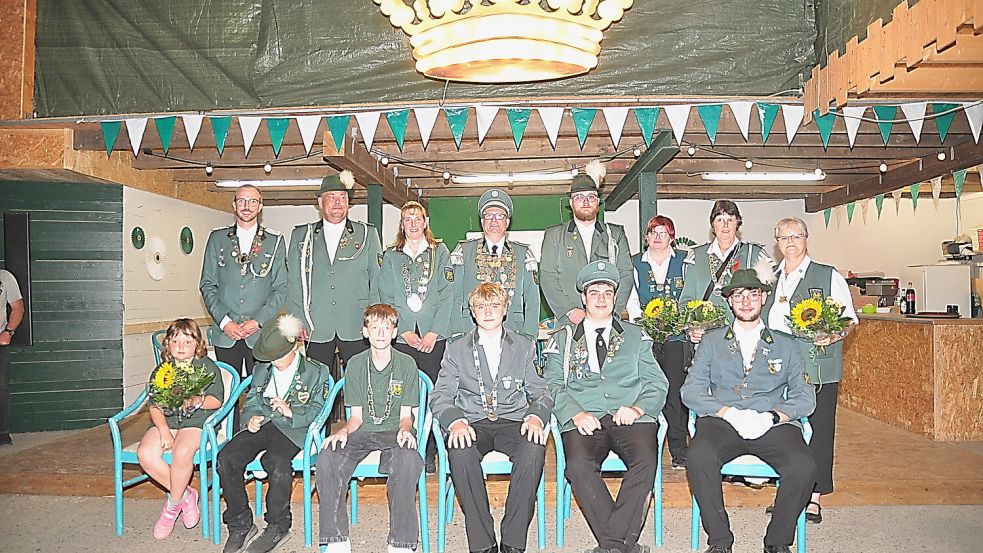 In vollem Ornat präsentierte sich das neue Neermoorer Schützenhaus den Gästen auf dem Fest. Foto: Bodo Wolters