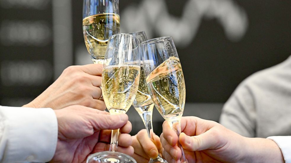 Gut 3,9 Millionen Euro: Die durchschnittliche Vergütung der Vorstände der 40 Konzerne im Deutschen Aktienindex ist 2025 erneut gestiegen. (Symbolbild) Foto: Arne Dedert
