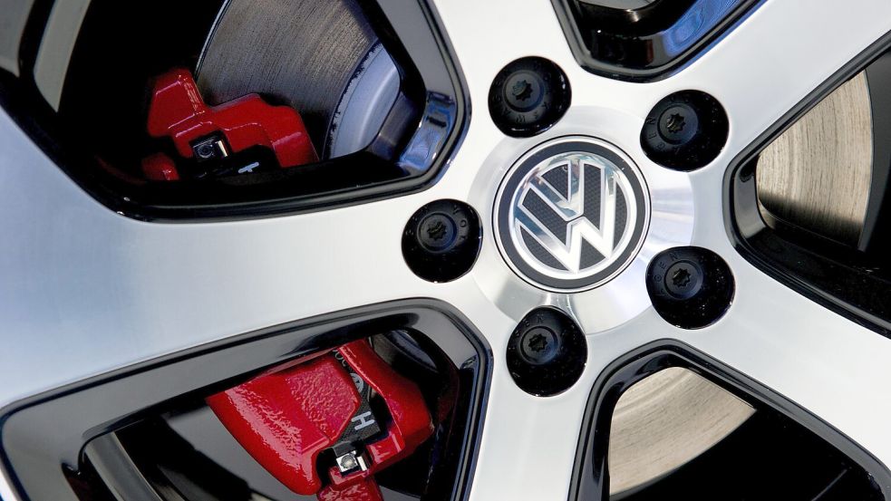 Bremst die gesetzliche Sonderregel den Wolfsburger Konzern aus? Das VW-Gesetz wirft regelmäßig Fragen auf. Foto: dpa/Sven Hoppe