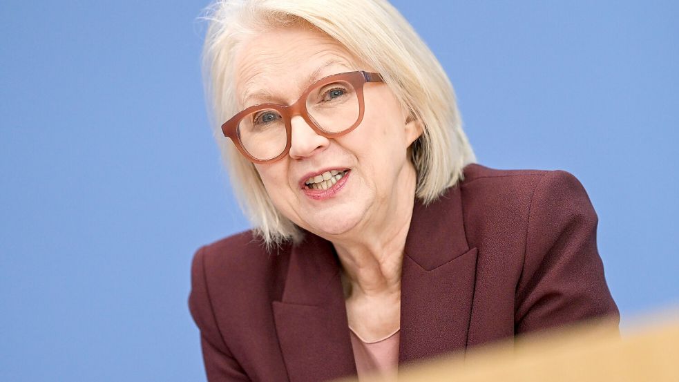 Monika Schnitzer übt auch scharfe Kritik am Berliner Volksentscheid. Foto: dpa/Britta Pedersen