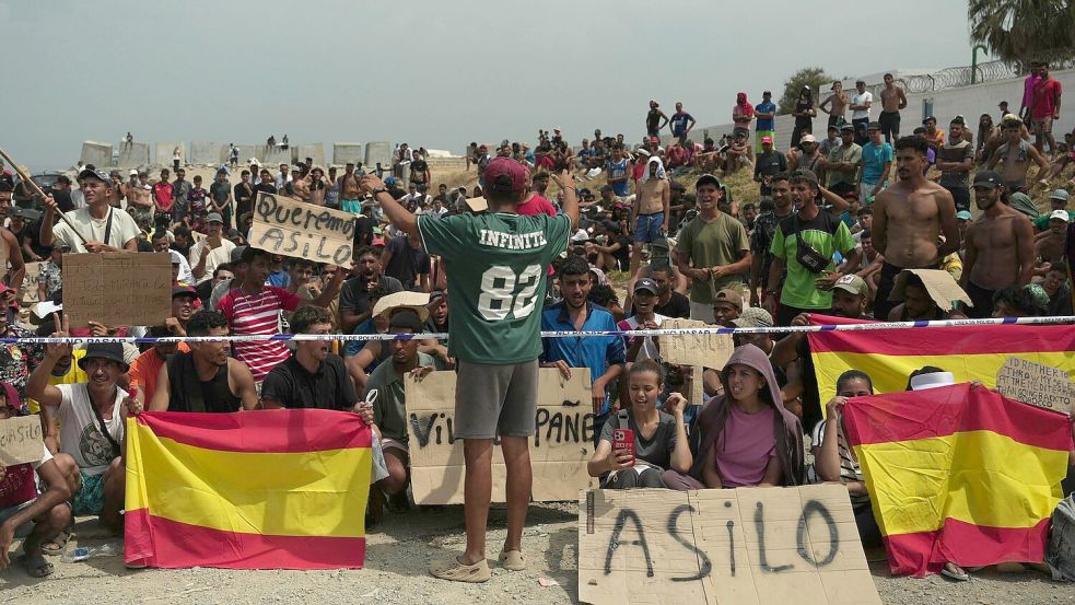 Tausende wollen nicht zurück nach Marokko. (Archivbild) Foto: Sven Kaeuler
