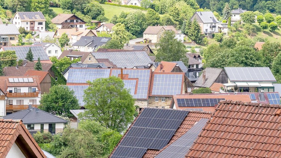 Der Solarausbau ist im Plan - noch. (Archivbild) Foto: David Inderlied