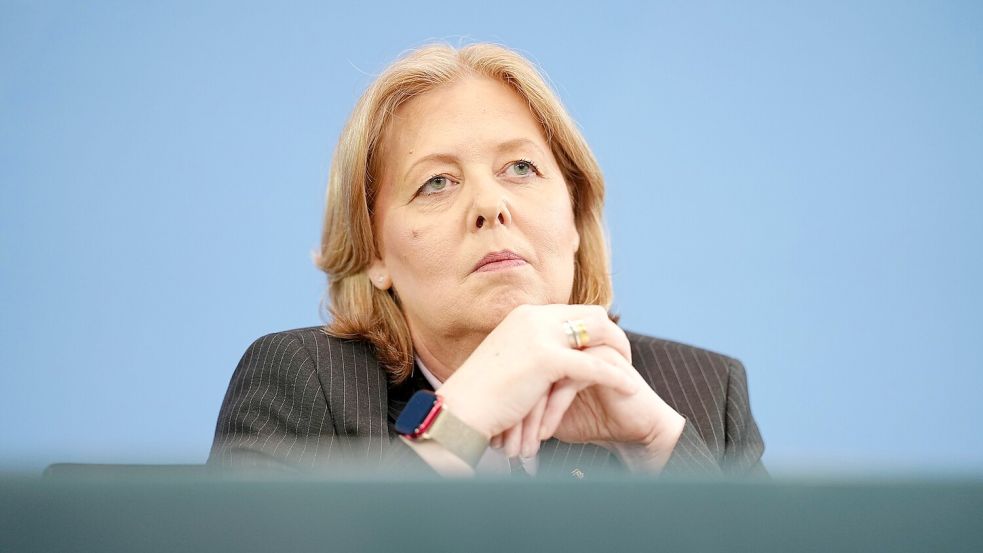 Sozialministerin Bärbel Bas sollte sich die neue ifo-Studie sehr genau anschauen. Mit den Ergebnissen könnte sie manche Fehlentwicklung korrigieren. Foto: dpa/Kay Nietfeld