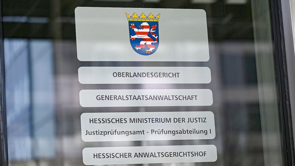 Schwere Steuerhinterziehung zulasten der Staatskasse: Seit Jahren arbeitet die Justiz den Cum-Ex-Skandal auf. (Symbolbild) Foto: Arne Dedert
