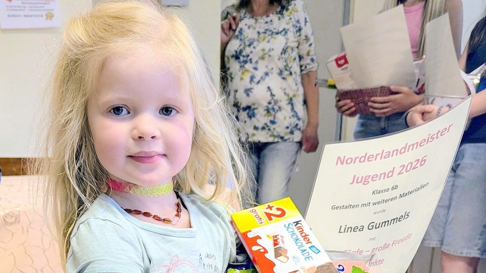 Linea Gummels errang den Titel Norderlandmeisterin bei den Handarbeits- und Kreativgruppen. Foto: privat