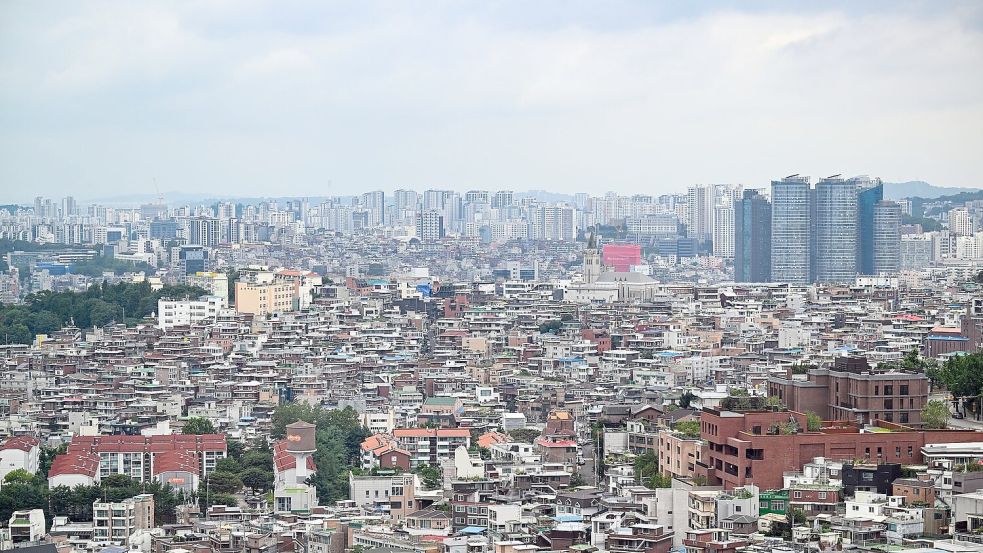 Der Verurteilte hatte unter anderem versucht, eines seiner Opfer in einer Satellitenstadt nahe Seoul zu erwürgen. (Illustration) Foto: Soeren Stache