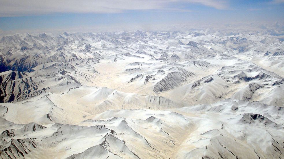 Im Karakorum-Gebirge in Pakistan wurde eine bei einem Lawinenabgang verschüttete US-Amerikanerin geborgen. (Archivbild) Foto: Olivier Matthys/EPA/dpa