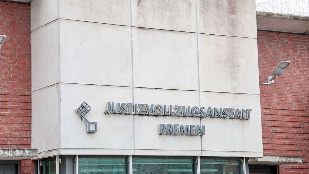 In die Bremer JVA wurden offenbar nicht nur Drogen sondern auch teurer Honig und andere „Annehmlichkeiten“ für die Häftlinge geschmuggelt. Foto: dpa/Focke Strangmann