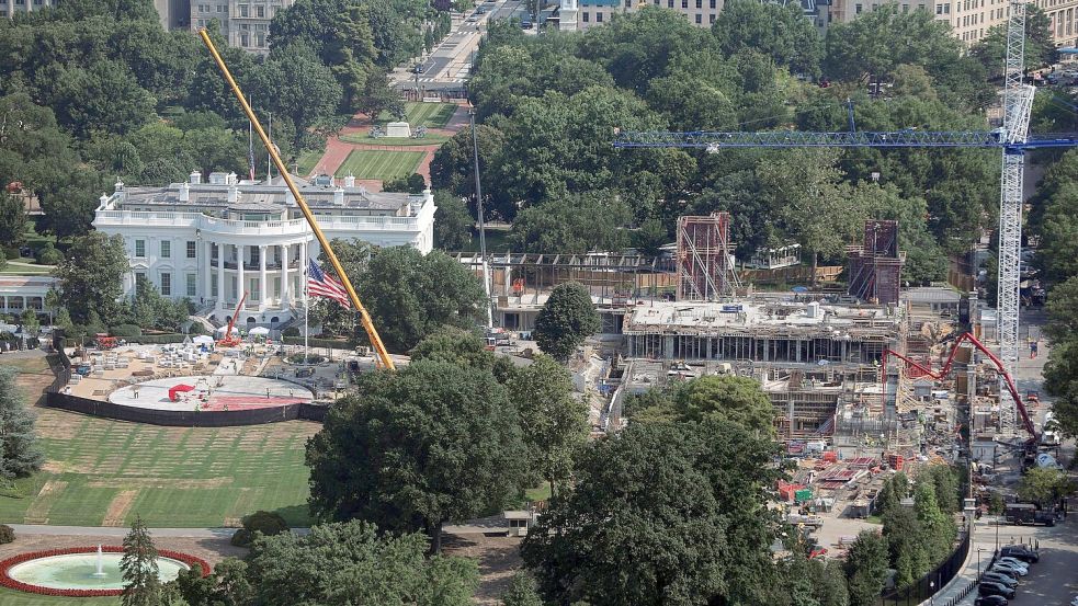 Der Bau des Ballsaals ist umstritten. (Archivbild) Foto: Rahmat Gul