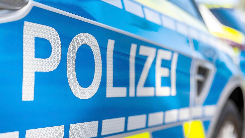 Die Polizei hat nach ersten Ermittlungen den Sohn des 49-Jährigen festgenommen. (Symbolbild) Foto: David Inderlied