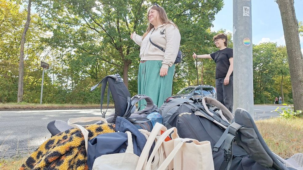 Antonina Eliseeva (l.) freut sich darauf, neue Länder zu entdecken. Foto: Kai Morschlatt