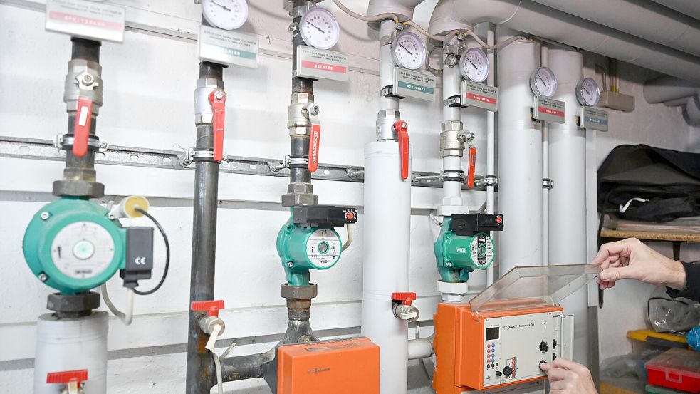 Gas- und Ölthermen sollen zu steigenden Anteilen mit alternativen Brennstoffen betrieben werden. Foto: dpa/Bernd Weißbrod