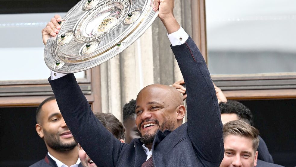 Will wieder Meistermacher sein: Bayern-Coach Vincent Kompany. (Archivbild) Foto: Sven Hoppe/dpa