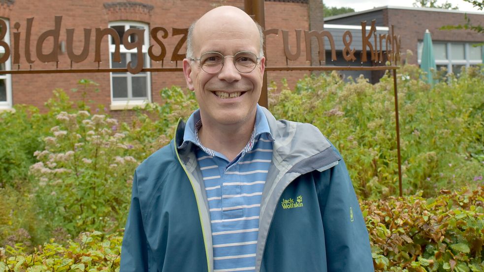 Dr. Sören Petershans wird im Oktober neuer Pastor der Kirchengemeinde Ostrhauderfehn. Foto: Henrik Zein