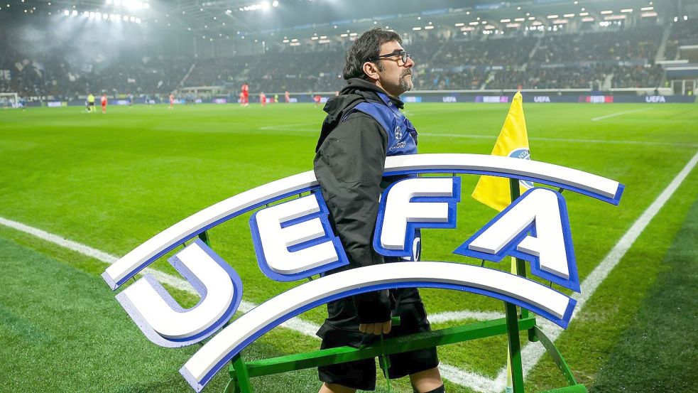 Kein Boykott: Die U20-WM der Fußballerinnen findet offenbar auch mit Teams aus Europa statt. (Archivbild) Foto: Jan Woitas