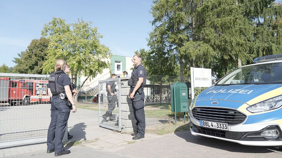 Nach einer Gewalttat in einer Schule in Brandenburg gibt es zwei Todesopfer. Foto: Manuel Genolet
