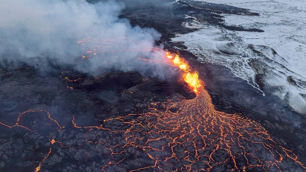 In der Frage des EU-Beitritts ist die Vulkaninsel Island gespalten. (Symbolbild) Foto: Marco Di Marco/AP/dpa