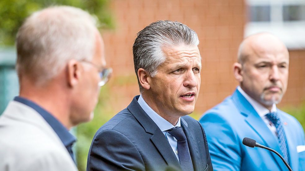 Die Fraktionen von CDU, CSU und SPD gaben sich in Münster einen Fahrplan. Foto: Lars Berg