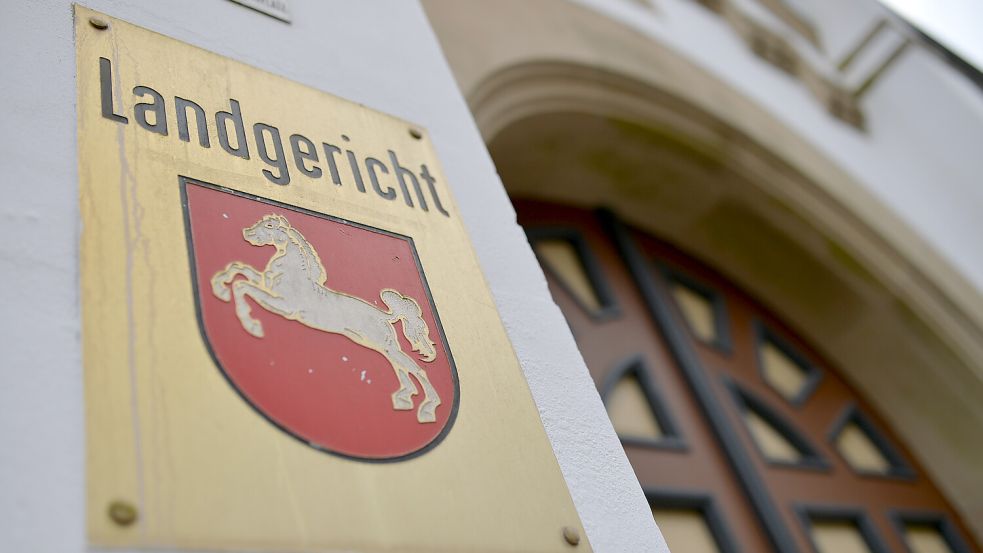 Vor dem Landgericht Aurich geht es um versuchten Mord. Foto: Klaus Ortgies/Archiv