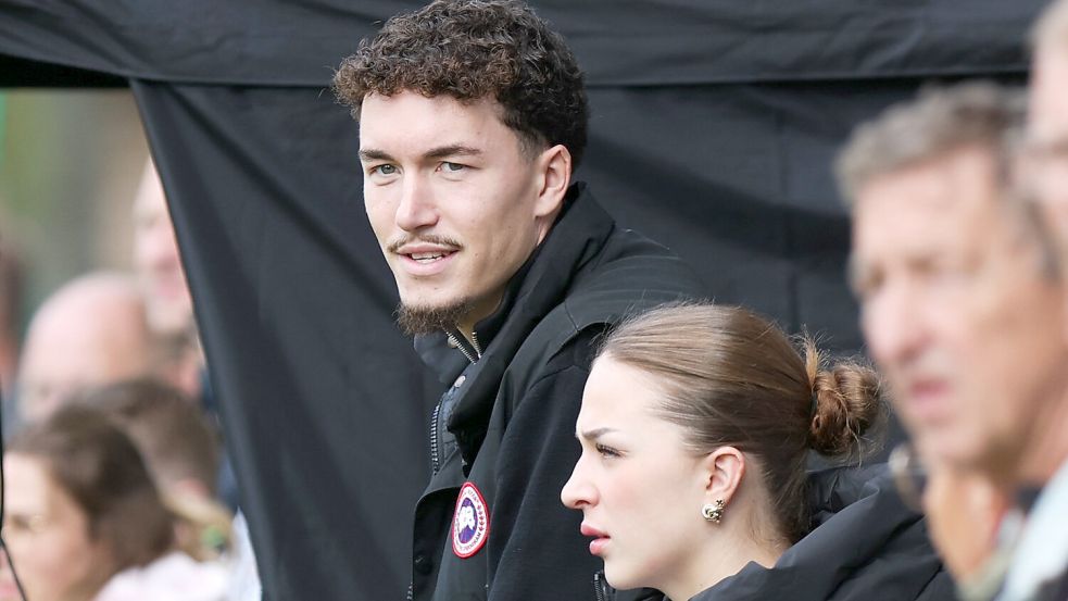 Der neue Mann schaute sich am Sonntag das Spiel der Grün-Weißen in Wallinghausen an.