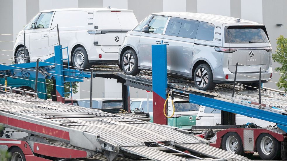Bei Volkswagen in Hannover stand heute das vorerst letzte außerordentliche Treffen zwischen Vorstand und Belegschaft vor möglichen neuen Beschlüssen an. Foto: Julian Stratenschulte
