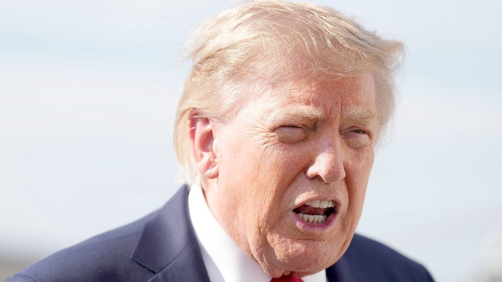 Trump kritisiert Gegner von Riesen-Rechenzentren. (Archivbild) Foto: Jacquelyn Martin