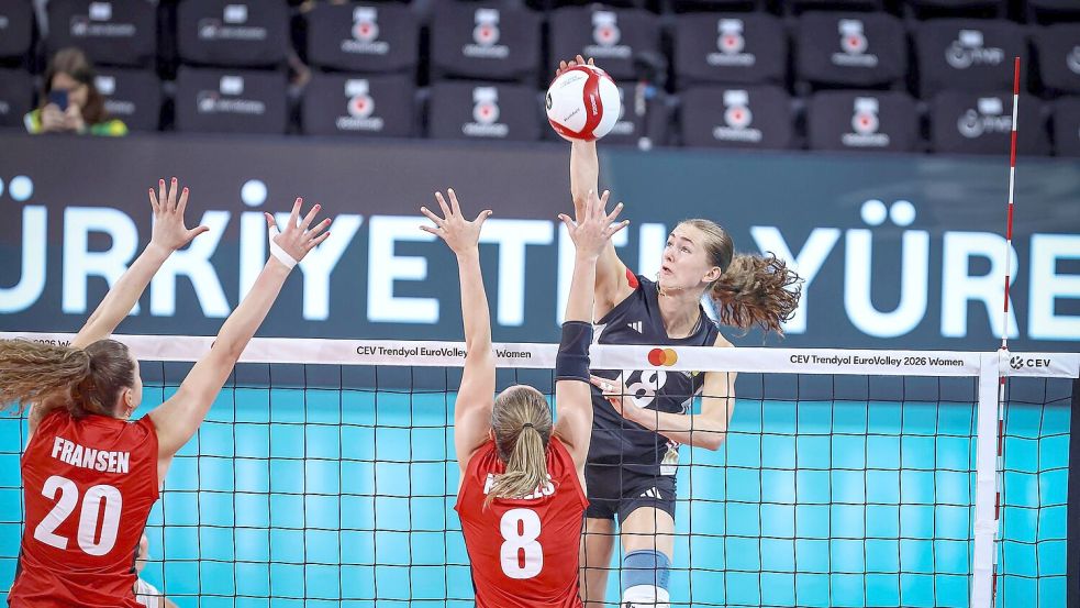 Die 19-Jährige zeigte eine starke Leistung. Foto: ---/CEV/dpa