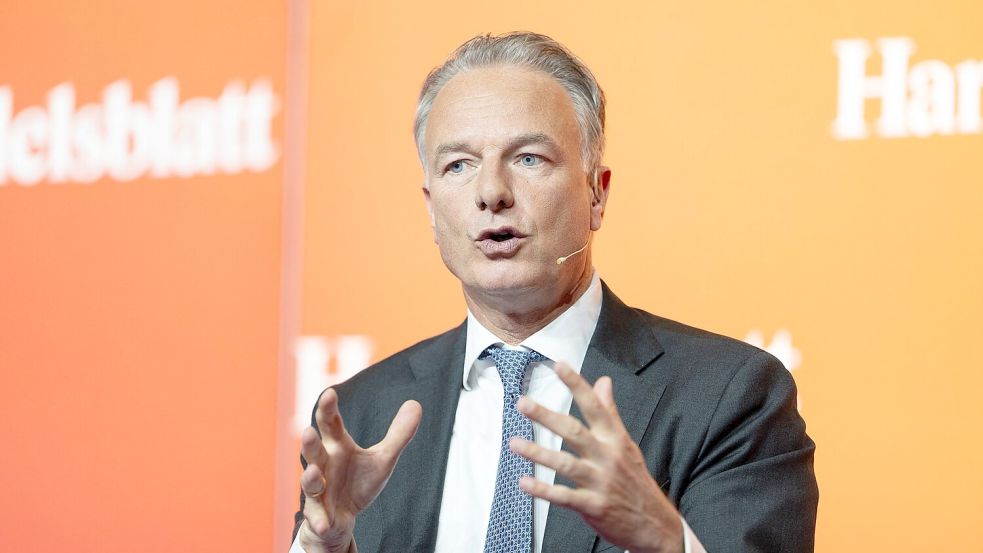 ING-Konzernchef Steven van Rijswijk will am kostenlosen Girokonto bei der 100-Prozent-Tochter ING Deutschland festhalten. Foto: Florian Wiegand